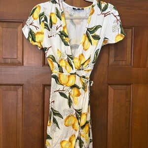 Lulu's Yellow Sleeveless Sundress for Wedding Guests